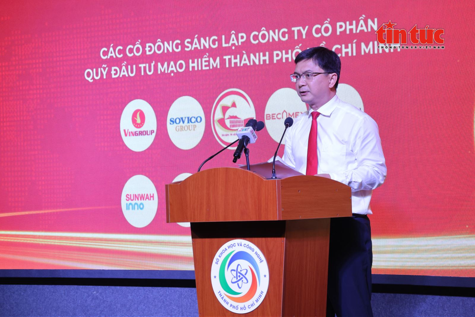 Photo caption